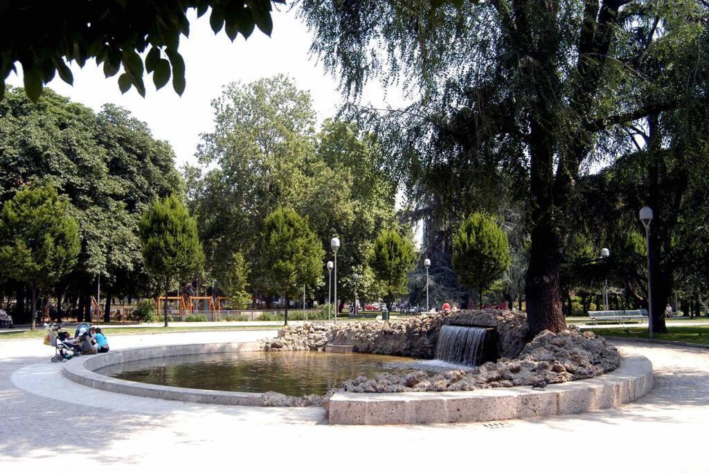 Artistic Apartment Park Milan Luaran gambar